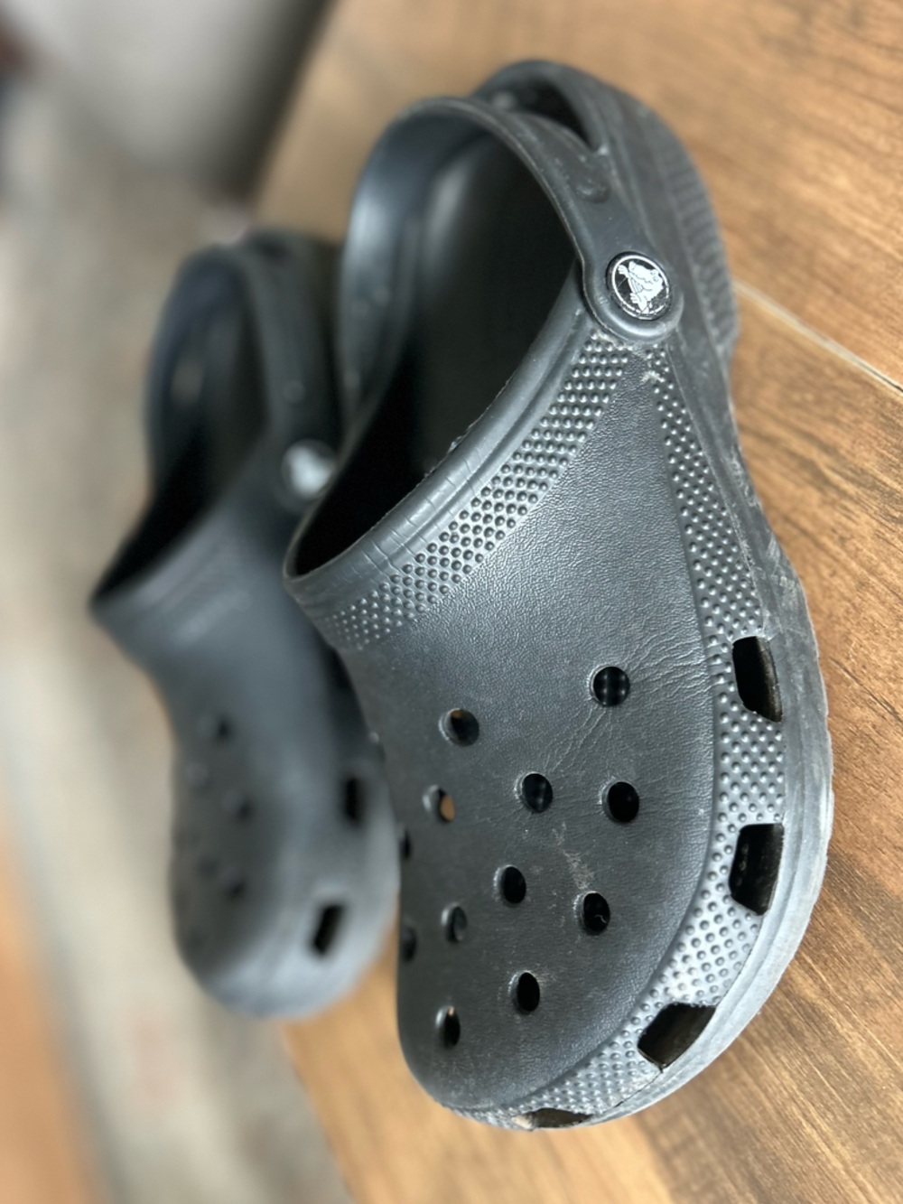 CROCS Black Women's/Unisex Clog Sole Detail - Picture 2 of 6